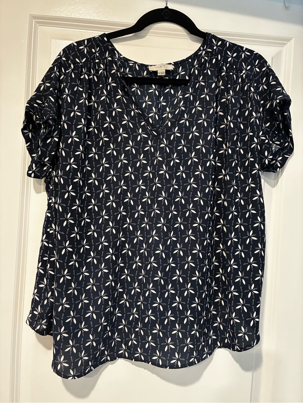 Loft Navy Floral-Print V-Neck Women’s Top
